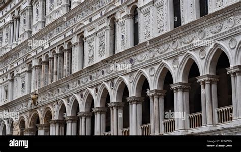 Doge's Palace Architecture Exterior Stock Photo - Alamy