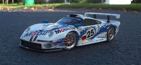 Porsche 911 GT1 Le Mans 1996 by Silvyrian on DeviantArt