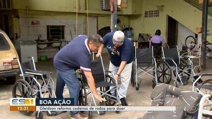 Voluntários de projeto social reformam e doam cadeiras de rodas no ES