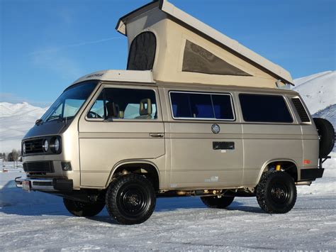 People Fight For The Ownership Of This 1985 Volkswagen Vanagon