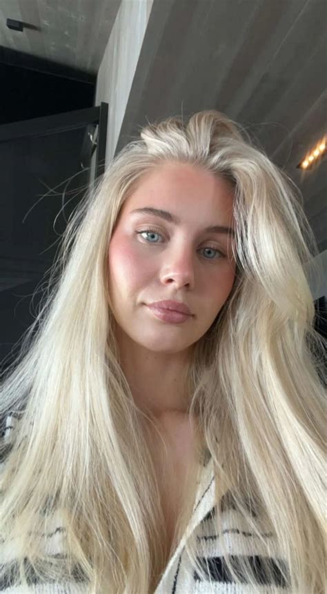Amalie Snøløs Blonde hair makeup Amalie snøløs Blonde hair color