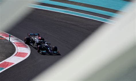 Veja Fotos Do Primeiro Treino Livre Da F1 Em Abu Dhabi Gazeta Esportiva