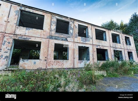 Broken Building Hi Res Stock Photography And Images Alamy