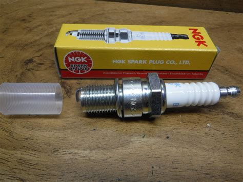 Honda Atc R Spark Plug Ngk Br Es Oem Atc R R Fast Free