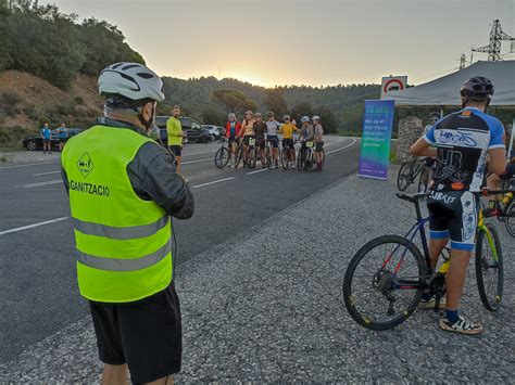 Més de 125 ciclistes a la Pedalada Solidària Everesting als Àngels