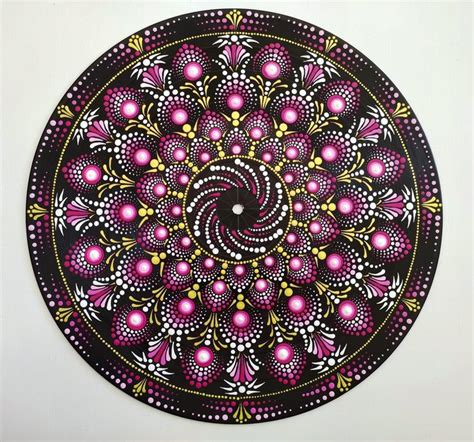 Pin By Regina On Taskiniai Paveikslai Mandala Artwork Mandala Design