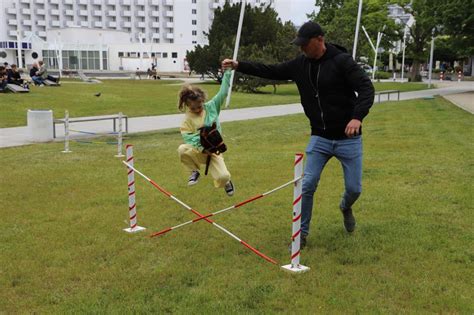 HOBBY HORSING NA DZIEŃ DZIECKA W MIĘDZYZDROJACH Międzyzdroje