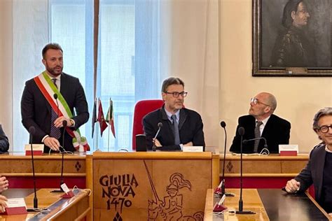 Giorgetti Annuncia La Fine Del Superbonus Al 2023 E Predice Impatti