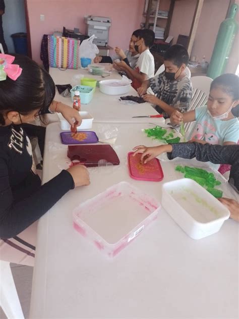 Concluye curso de verano en colonia antorchista de Tehuacán