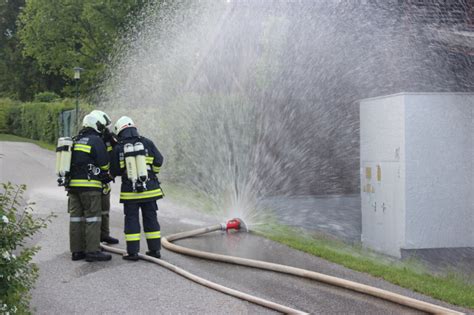 Feuerwehr Oberneukirchen Gro Einsatz Bung Mit Chlorgasaustritt Im