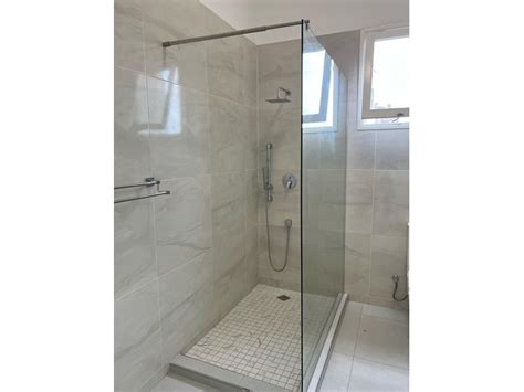 Vende se luxuoso Apartamento T2 remodelado no alto maé Maputo