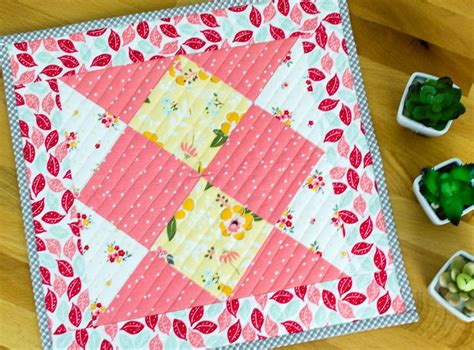 Show Off Saturday A Peek At The September Mini Quilt Sewcanshe