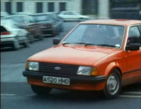 IMCDb Org 1983 Ford Escort GL MkIII In Crimewatch UK 1984 2017