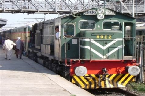 Pakistan Railways In Trouble The Statesman