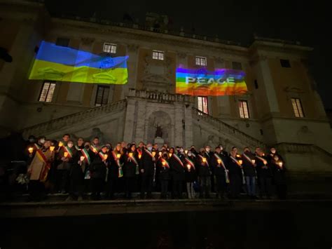 Doppia Manifestazione Oggi A Roma Per La Pace Orari Percorso E