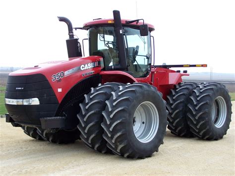 Case IH STEIGER350 Farm Tractor Specs and Dimensions - VeriTread