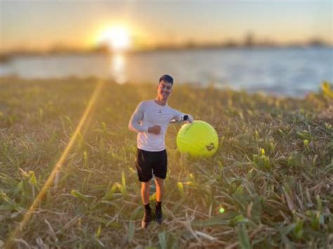 My best shot of the day. Lozano Golf course, Corpus Christi, TX : r/golf