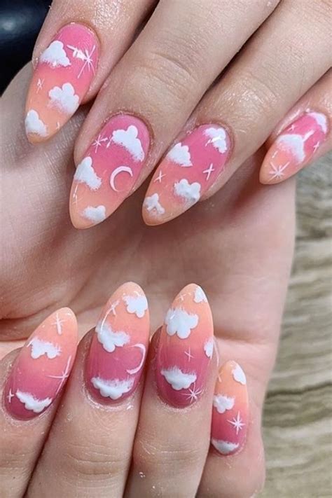 Uñas con Nubes Hermosos y Delicados Diseños para Lucir en tus Manos