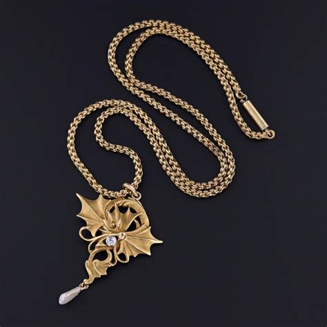 Art Nouveau Dragon Pendant Of 18k Gold Trademark Antiques