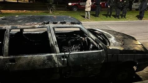 Incendiaron El Auto De La Pareja Del Denunciante De L Gante