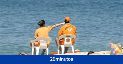 La Temporada De Playa Arranca En Riazor Orz N Y Matadero Con Vigilantes