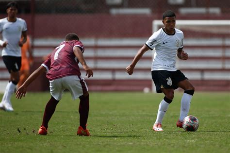 Corinthians recebe Juventus para garantir primeira colocação na