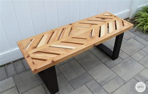 DIY Chevron Cedar Bench - DIY Huntress