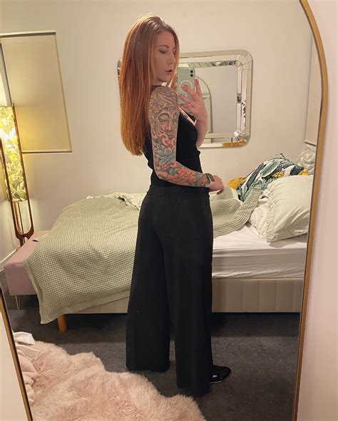 Petra Fox on Twitter: "So who do I need to thank for bringing back wide