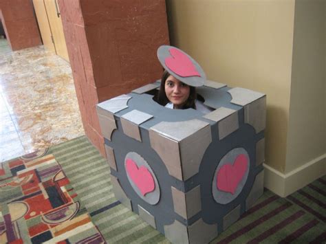 Companion Cube Cosplay | Companion cube, Cube, Diy and crafts