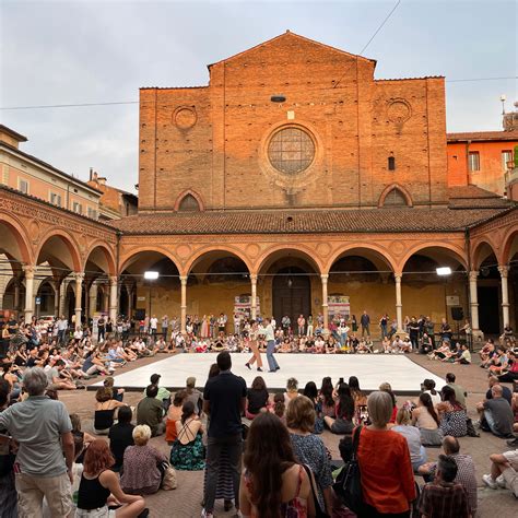 Aperitivo a Palazzo Reale | Vogue Italia