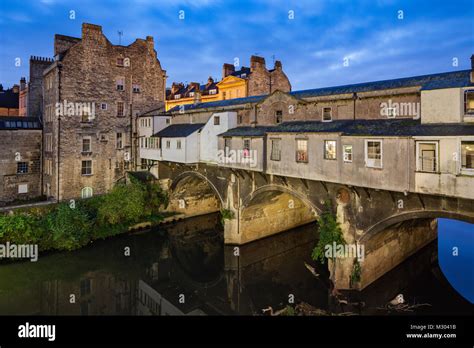 Pulteney Bridge In Bath Hi Res Stock Photography And Images Alamy