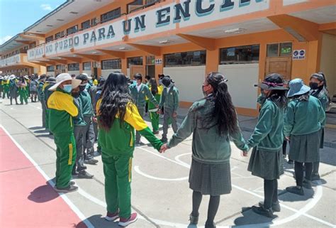 Año Escolar 2023 en Puno vuelven a las aulas 276 000 estudiantes