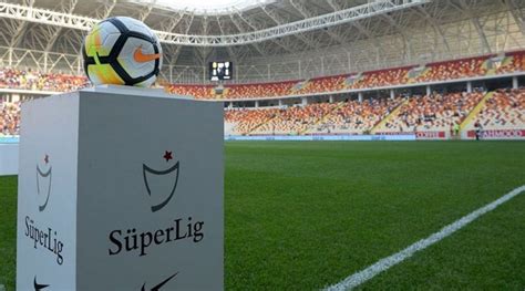 Süper Lig ekibine FIFA dan kötü haber Transfer yasağı geldi