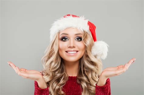 4k 5k Winter Gray Background Blonde Girl Winter Hat Hd Wallpaper