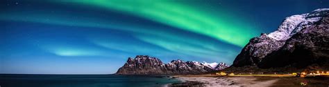 Norway northern lights lofoten mountain 4K wallpaper download