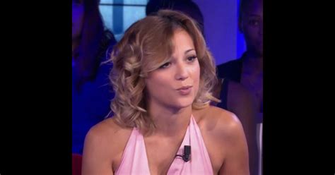 Barbara Lune Les Anges 9 balance Il y a eu bisou avec Raphaël