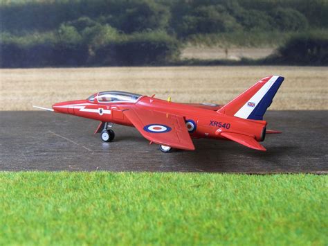 AV7222004 Aviation 72 Folland Gnat Red Arrows XR540