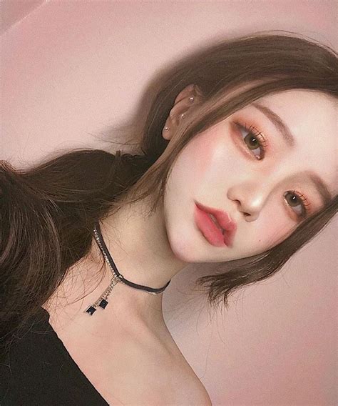 ᴹᴱ ᴱᴬᴿᴬ ♡ Meeara Korean Ulzzang Girl Instagram Pink Rosa Bemy1in Ulzzang Makeup