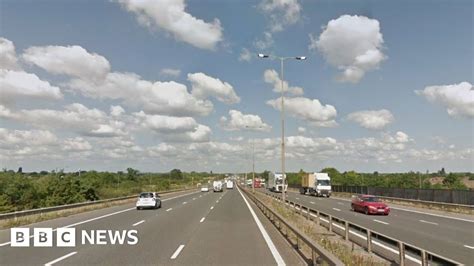 M4 Slough Man Hit And Killed In Lorry Crash Bbc News