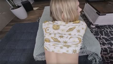 Up Close VR With Coco Lovelock VR Porn Video VRPorn