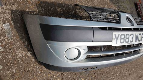 Renault Clio Mk2 2001 2006 Front Bumper Silver 632 No Fogs Store