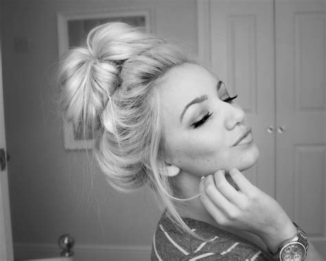 Perfect Easy Messy Bun Tutorial Without Sock Donut Hair Styles