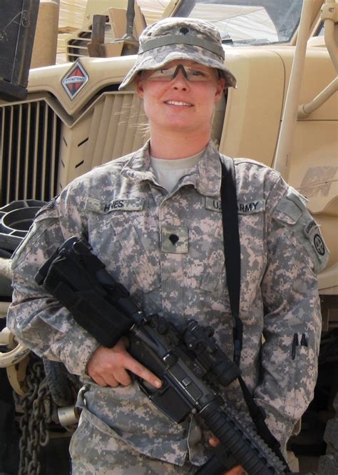 Spc Christina Hines Former Emt Aspiring Pilot Uses Army To