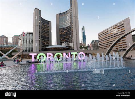 Toronto City Hall Stock Photo Alamy