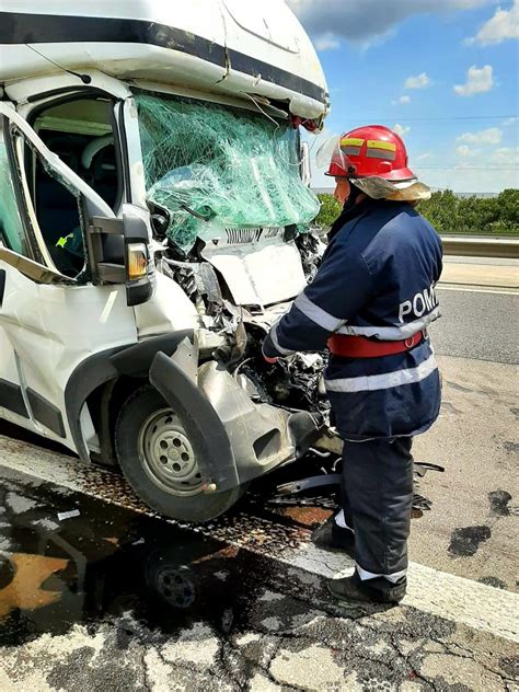 FOTO Accident pe Autostrada A1 București Pitești Un tânăr de 21 de