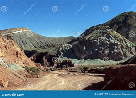 O Vale Do Arco Ris De Valle Del Arcoiris No Deserto De Atacama O