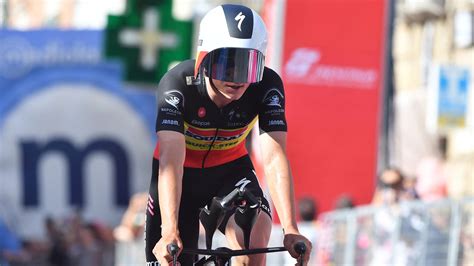 Giro De Italia Remco Evenepoel Se Exhibe En La Primera Contrarreloj