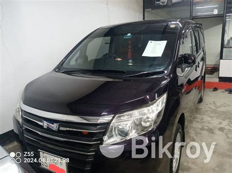 Toyota Noah Yain Colour For Sale In Agrabad Bikroy