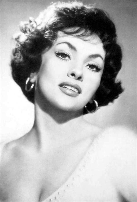 Picture Of Gina Lollobrigida Gina Lollobrigida Classic Actresses