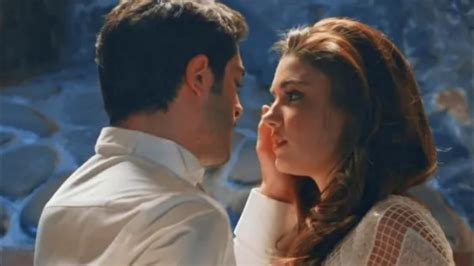 I Love This Scene Hayat Murat Romantic Couple Status Lip Kiss